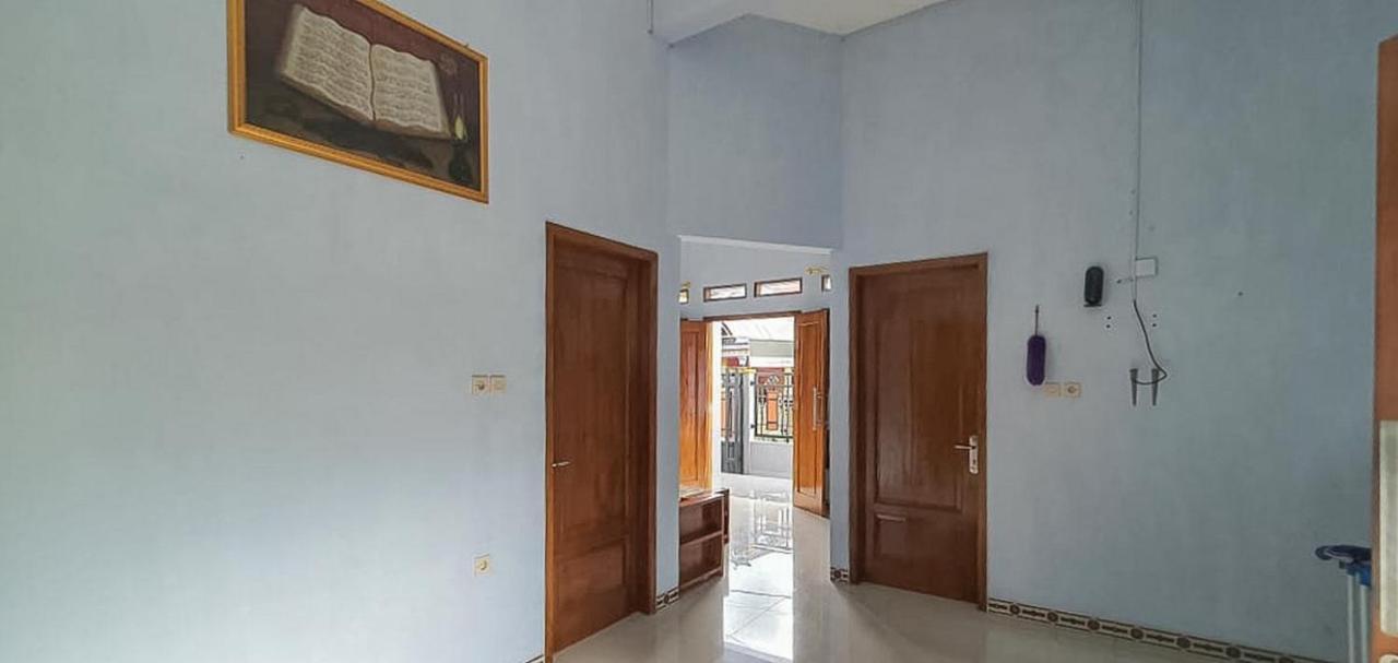 Gendingan Griya Mbak Tafik Syariah酒店 外观 照片
